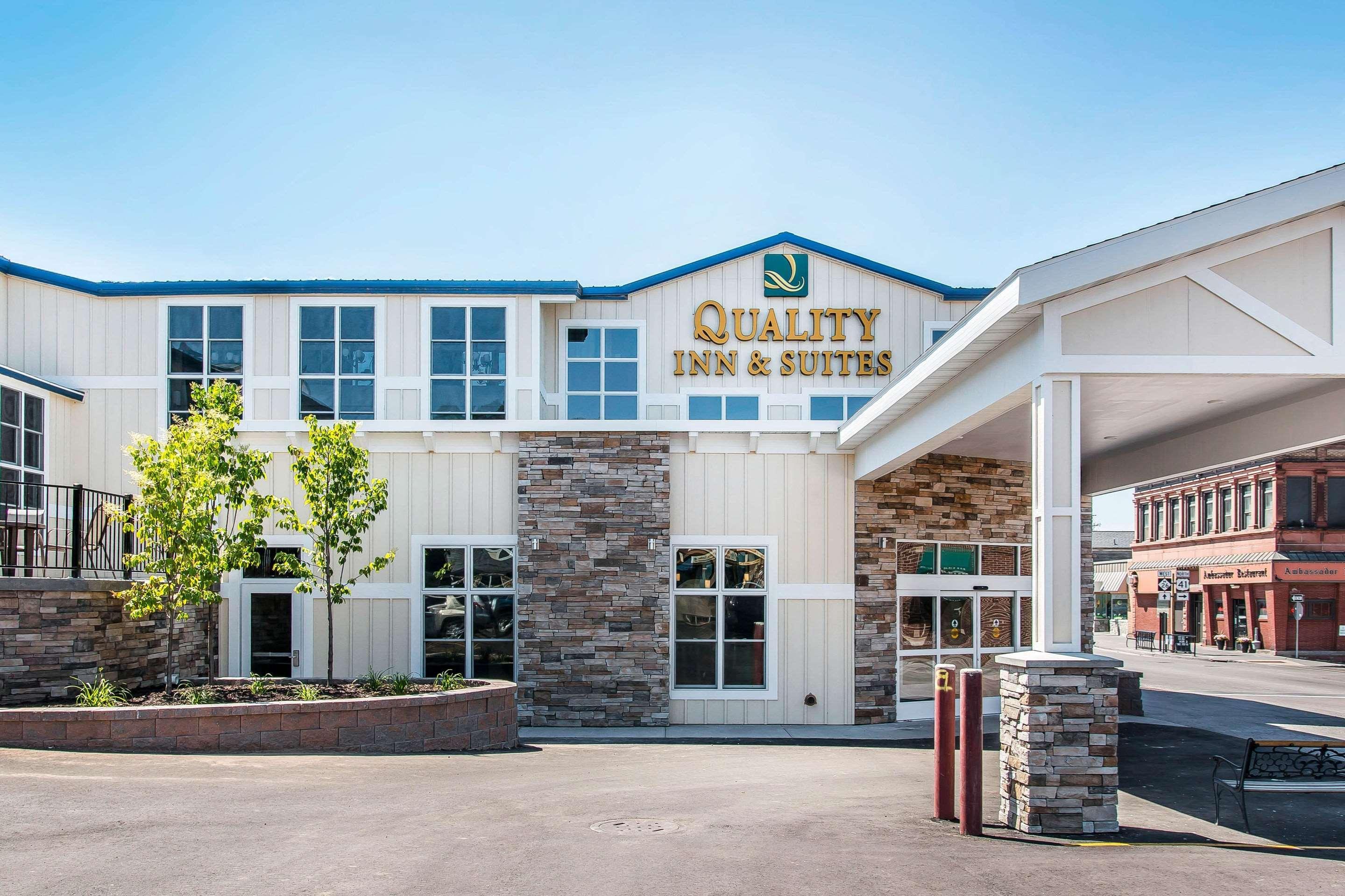 Quality Inn & Suites Houghton Buitenkant foto